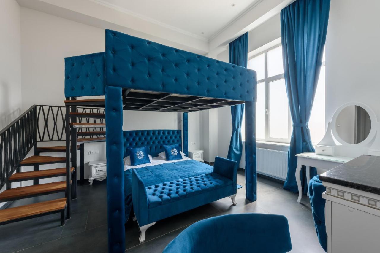 Grand Royal Otel Çernivtsi Dış mekan fotoğraf